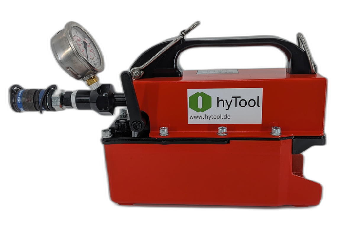 Battery pump